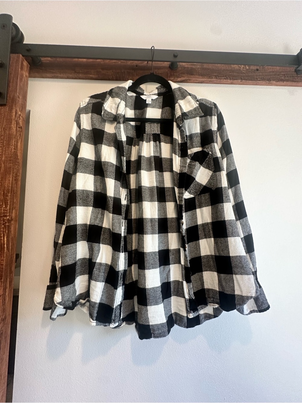 Time and Tru Black and White Check Shacket